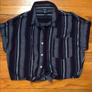 STRIPED BUTTON CROP TOP